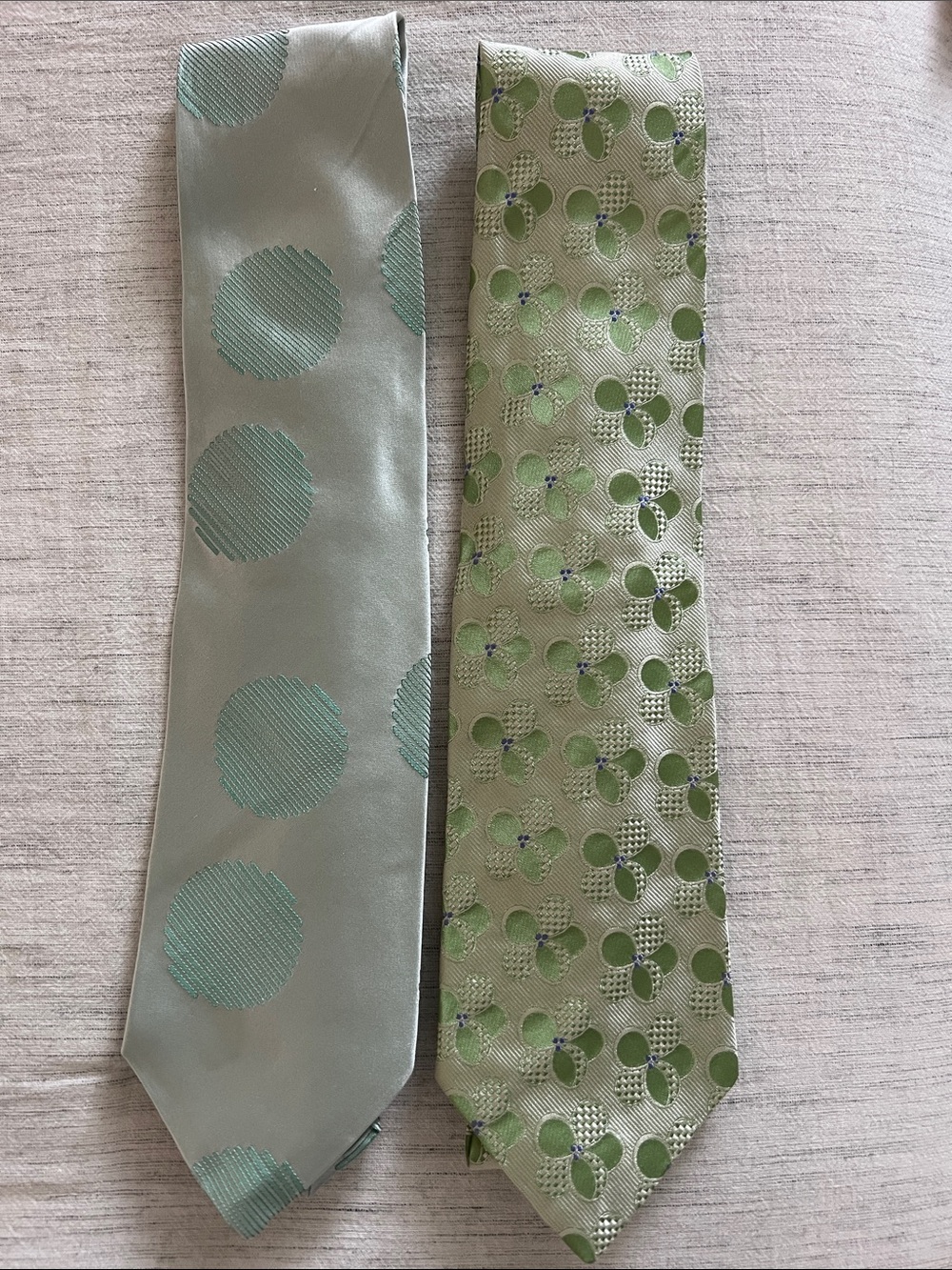 Donna Karan "Signature" | Set of 2 Men's Neckties